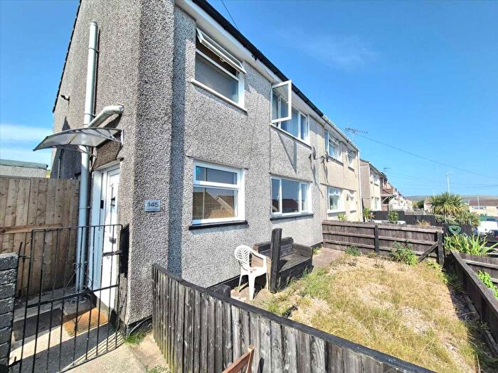 3 Bedroom Semi Detached House For Sale In Heol Y Mynydd, Porth, CF39