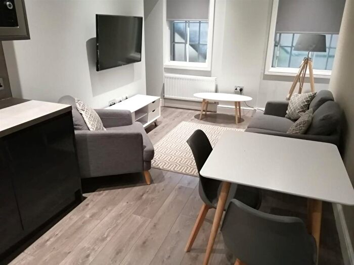 1 Bedroom Flat To Rent In Water Street, Liverpool, L2