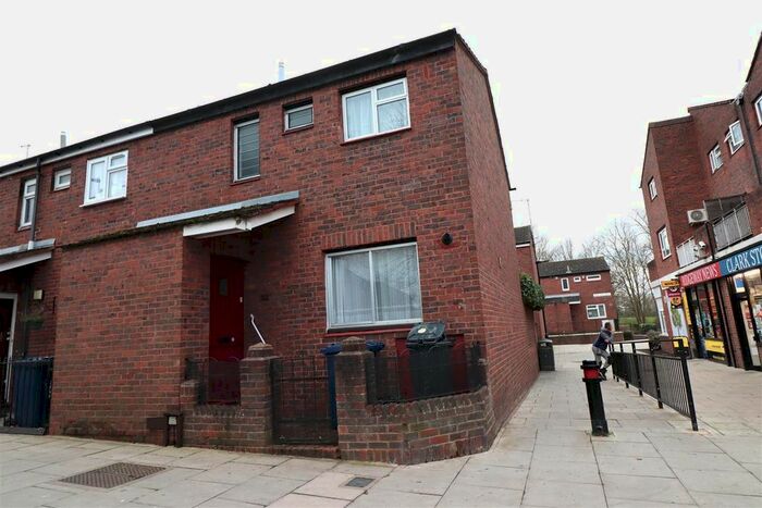 3 Bedroom Property To Rent In Arnold Road, Northolt UB5