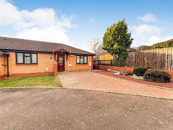 2 Bedroom Semi-Detached Bungalow For Sale In Wootton Brook Close, Northampton, NN4