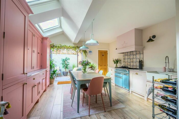 3 Bedroom Terraced House To Rent In Thorpe Street, York, YO23