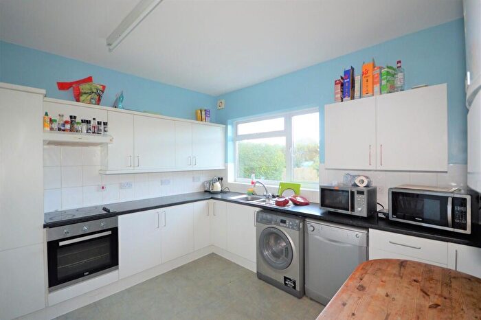 6 Bedroom Detached House To Rent In Alma Road, Winton, Bournemouth, BH9