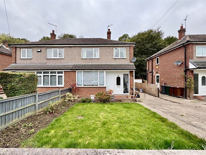 3 Bedroom Semi-Detached House For Sale In Westbrook Drive, Waterloo, Huddersfield, HD5