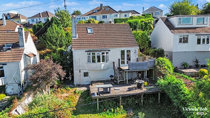 3 Bedroom Bungalow For Sale In St. Annes Road, Saltash, PL12