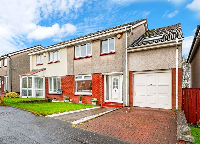 4 Bedroom Semi Detached House For Sale In Tanzieknowe Road, Cambuslang, Glasgow, G72