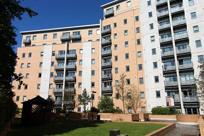 2 Bedroom Apartment To Rent In Aspect, Leeds, LS2