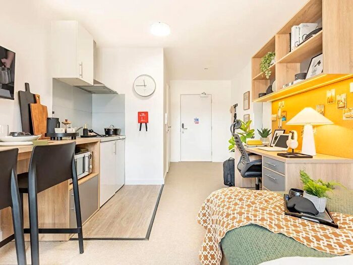 1 Bedroom Flat To Rent In Cliveland Street, Birmingham, B19