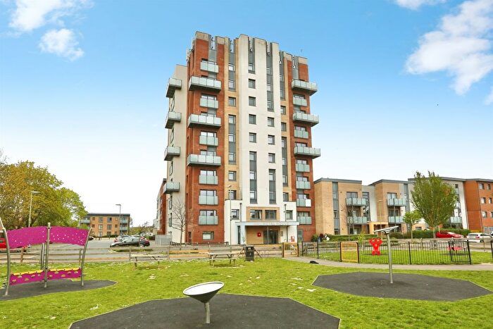 2 Bedroom Flat For Sale In Blanchard Avenue, Gosport, PO13