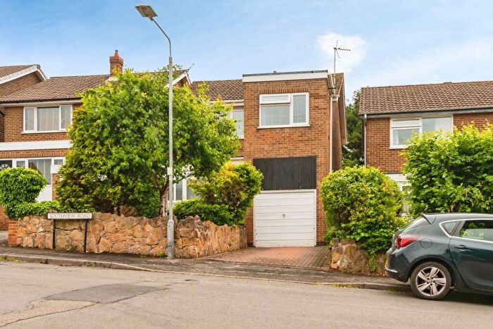 3 Bedroom Detached House For Sale In South View Road, Carlton, Nottingham, NG4