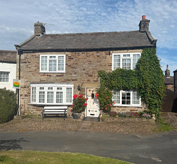 3 Bedroom Cottage For Sale In Reeth, Richmond, DL11