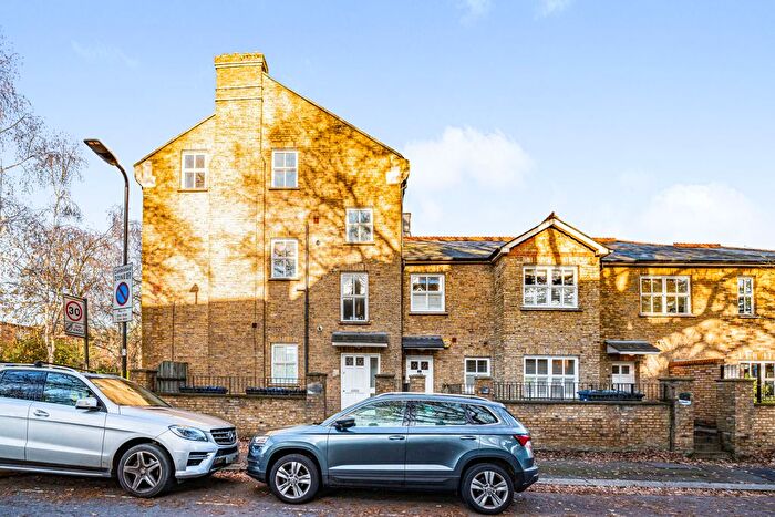 1 Bedroom Flat To Rent In Hanger Lane, London, W5