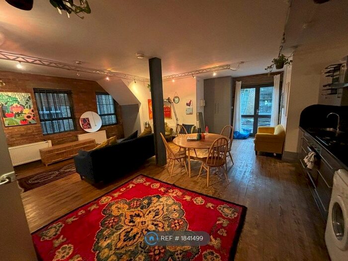 2 Bedroom Flat To Rent In Goulton Road, London, E5