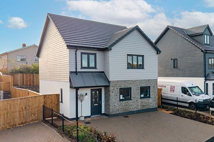 4 Bedroom Detached House For Sale In Nant Y Dderwen, Saundersfoot, SA69