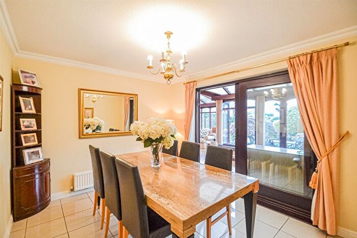 4 Bedroom Detached House For Sale In Thorntree Green, Appleton Thorn, Warrington, WA4