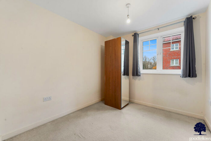 2 Bedroom Apartment To Rent In Schoolgate Drive, Morden, Surrey, SM4