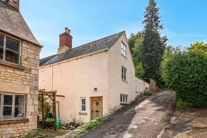 1 Bedroom Cottage For Sale In Atcombe Road, South Woodchester, GL5