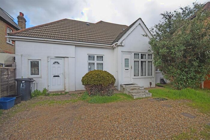 3 Bedroom Detached Bungalow To Rent In Kneller Road, Whitton, Twickenham, TW2