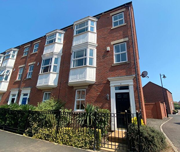 4 Bedroom Town House To Rent In Netherwitton Way, Great Park, Gosforth, NE3