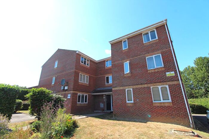 1 Bedroom Flat To Rent In Waterville Drive, Vange, Basildon, Essex, SS16