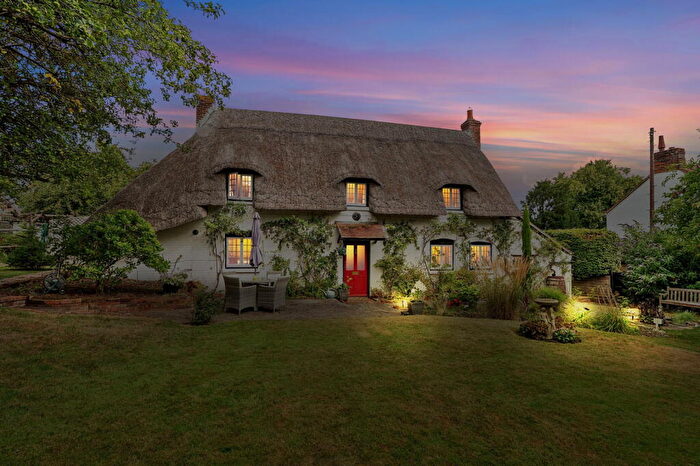 3 Bedroom Detached House For Sale In April Cottage, Sherborne St John, Basingstoke, RG24