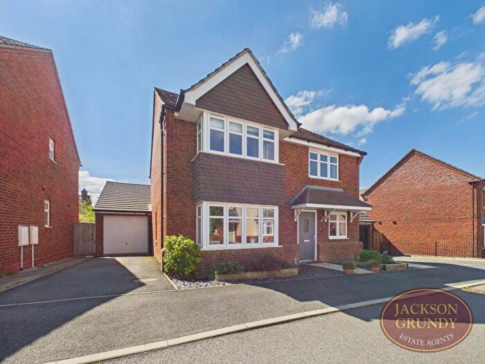 4 Bedroom Detached House For Sale In Majors Close, Long Buckby, NN6