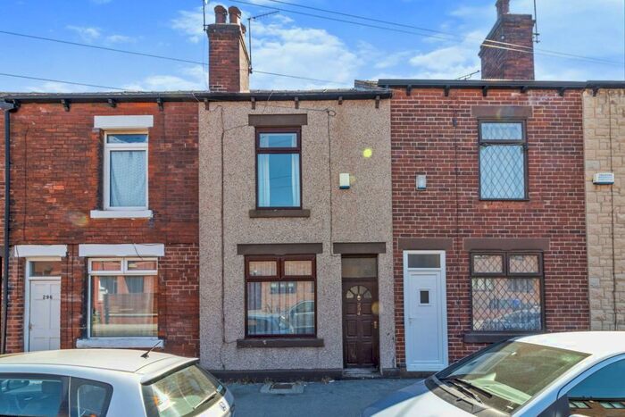 3 Bedroom Terraced House To Rent In Ellesmere Road North, Sheffield, South Yorkshire, S4