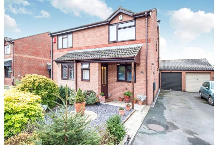 2 Bedroom House To Rent In Albany Gardens, Poole, BH15