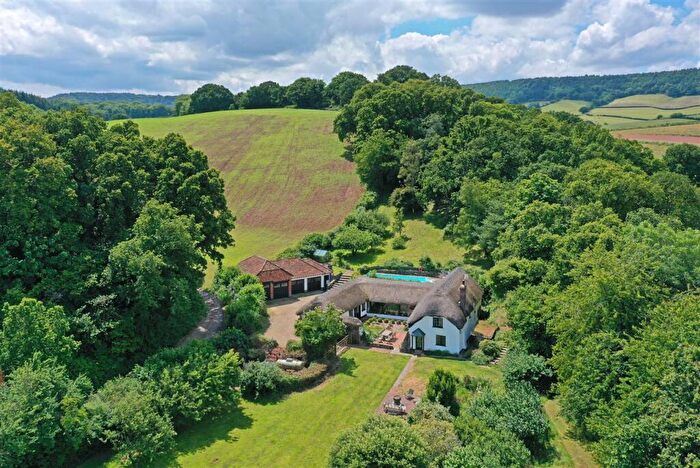 4 Bedroom Detached House For Sale In Haydon, Kenn, EX6