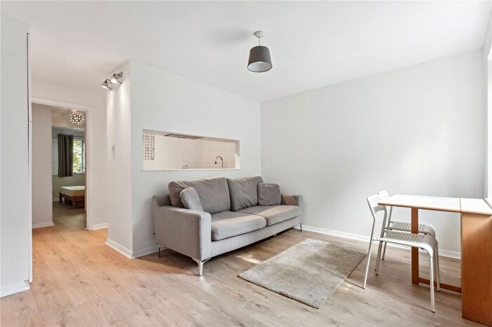 1 Bedroom Flat To Rent In Bunning Way, London, N7