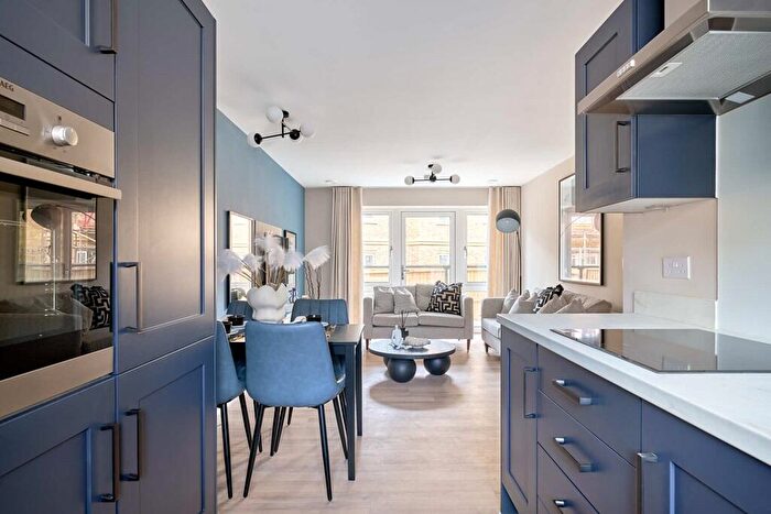 2 Bedroom Apartment For Sale In Kings Ride, Ascot, Berkshire, SL5