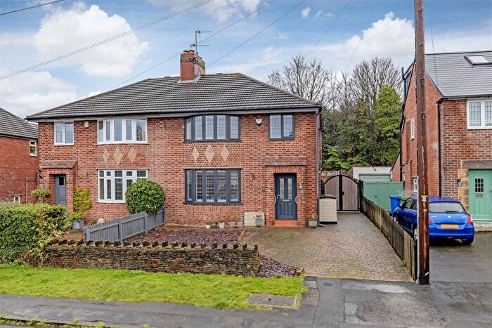 3 Bedroom Semi Detached House For Sale In Malvern Road, Brockwell, Chesterfield, S40