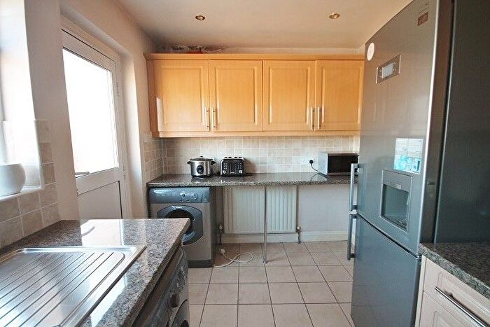 2 Bedroom Terraced House To Rent In Hereford Road, Feltham, Middlesex, TW13
