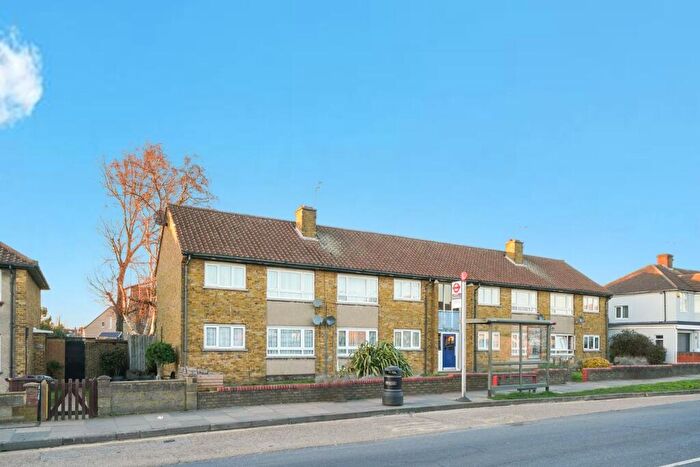 1 Bedroom Flat For Sale In Eastcote Lane, Harrow, HA2