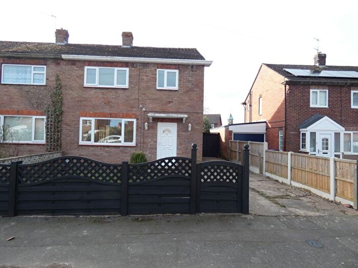 3 Bedroom Semi-Detached House To Rent In Ferndale, Sundorne, Shrewsbury, SY1