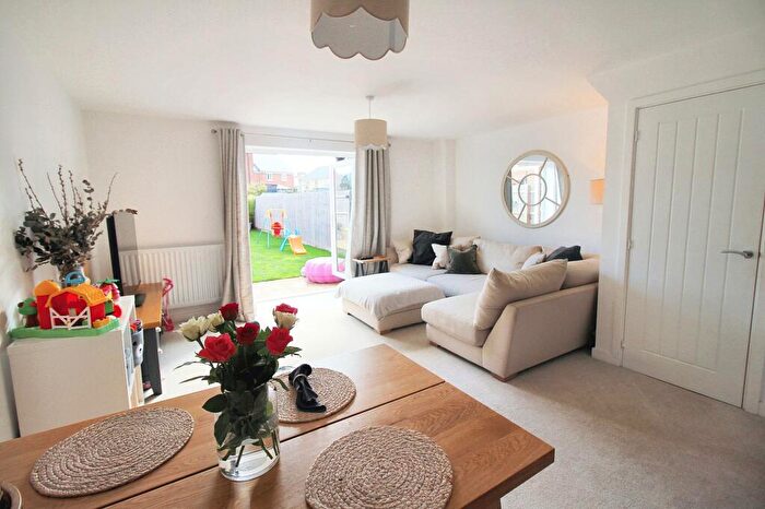 3 Bedroom Terraced House For Sale In Cleve Wood Road, Thornbury, BS35