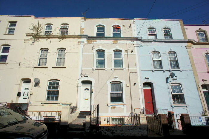 1 Bedroom Flat To Rent In Brighton Street, St Pauls, Bristol, BS2