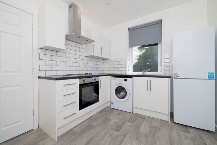 1 Bedroom Flat To Rent In Clepington Road, Dundee, DD3