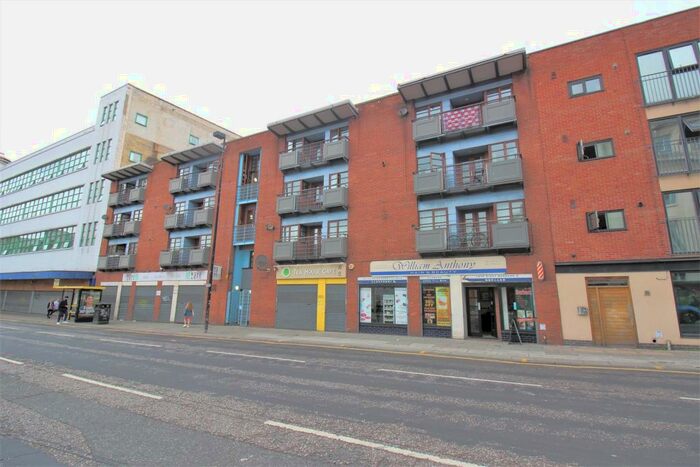 2 Bedroom Apartment To Rent In Liffey Court, - London Road, City Centre, L3