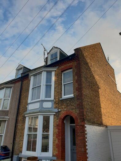 1 Bedroom Maisonette To Rent In Brunswick Square, Herne Bay, CT6