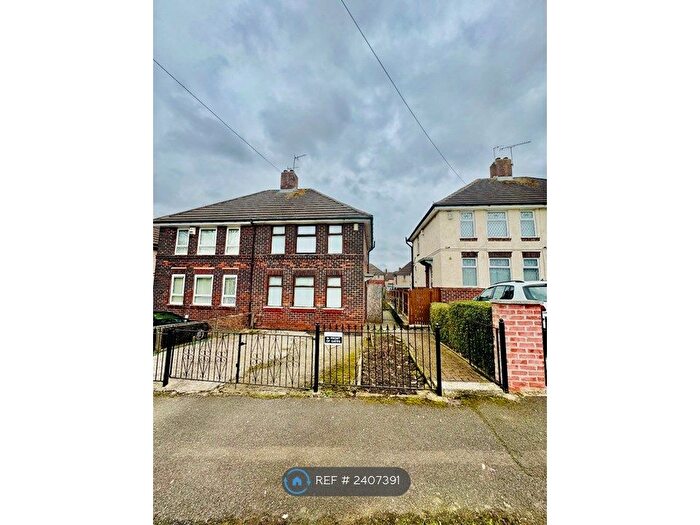 3 Bedroom Semi-Detached House To Rent In Teynham Road, Sheffield, S5