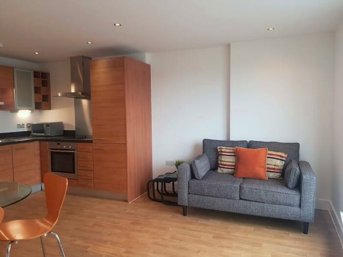 1 Bedroom Flat To Rent In Clarence House, Clarence Dock, Leeds, LS10