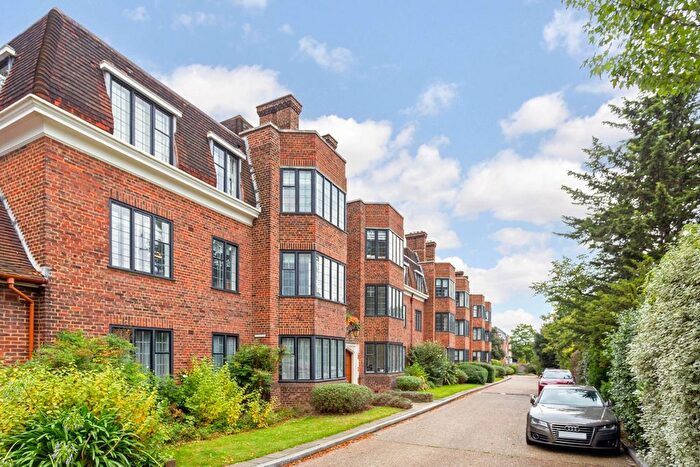 1 Bedroom Flat To Rent In Manor Fields, London, SW15