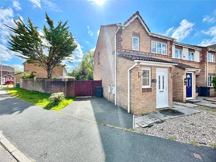 3 Bedroom End Of Terrace House For Sale In Dunnock Lane, Cottam, Preston, Lancashire, PR4