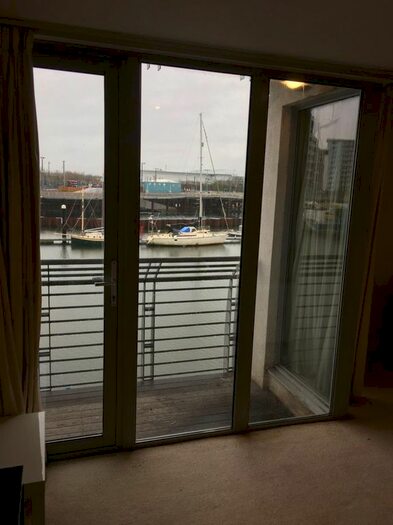 2 Bedroom Flat To Rent In Pierhead View, Penarth, CF64