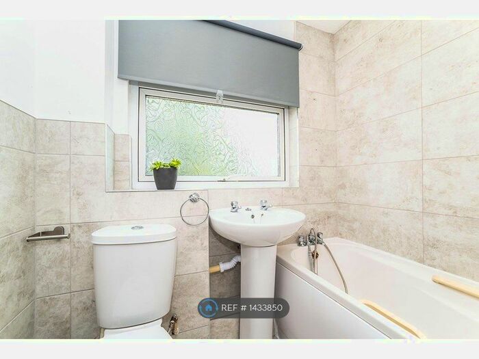 3 Bedroom Terraced House To Rent In Tudor Way, Newcastle Upon Tyne, NE3