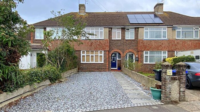 3 Bedroom Terraced House To Rent In Canterbury Court, Worthing, BN13