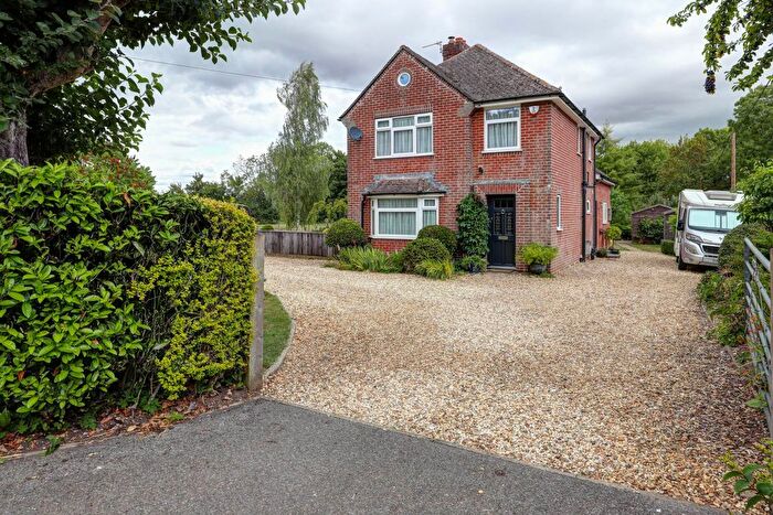 3 Bedroom Detached House For Sale In Spetisbury, Spetisbury, DT11