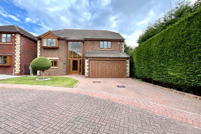 4 Bedroom Detached House For Sale In Paddock View, Todwick, Sheffield, S26