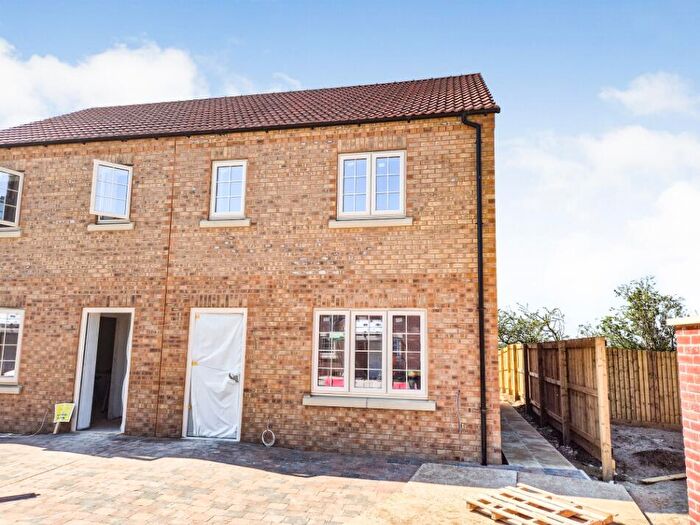 3 Bedroom Semi-Detached House For Sale In Marhsall Drive, Waddington, LN5