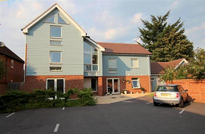2 Bedroom Flat To Rent In Enterprise Court, Reading Road, Pangbourne, Berkshire, RG8